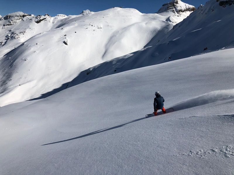 Off piste Guiding & Tuition in the Grand Massif - ZigZag Ski School