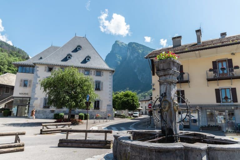 1- Flâner dans le village de Samoëns